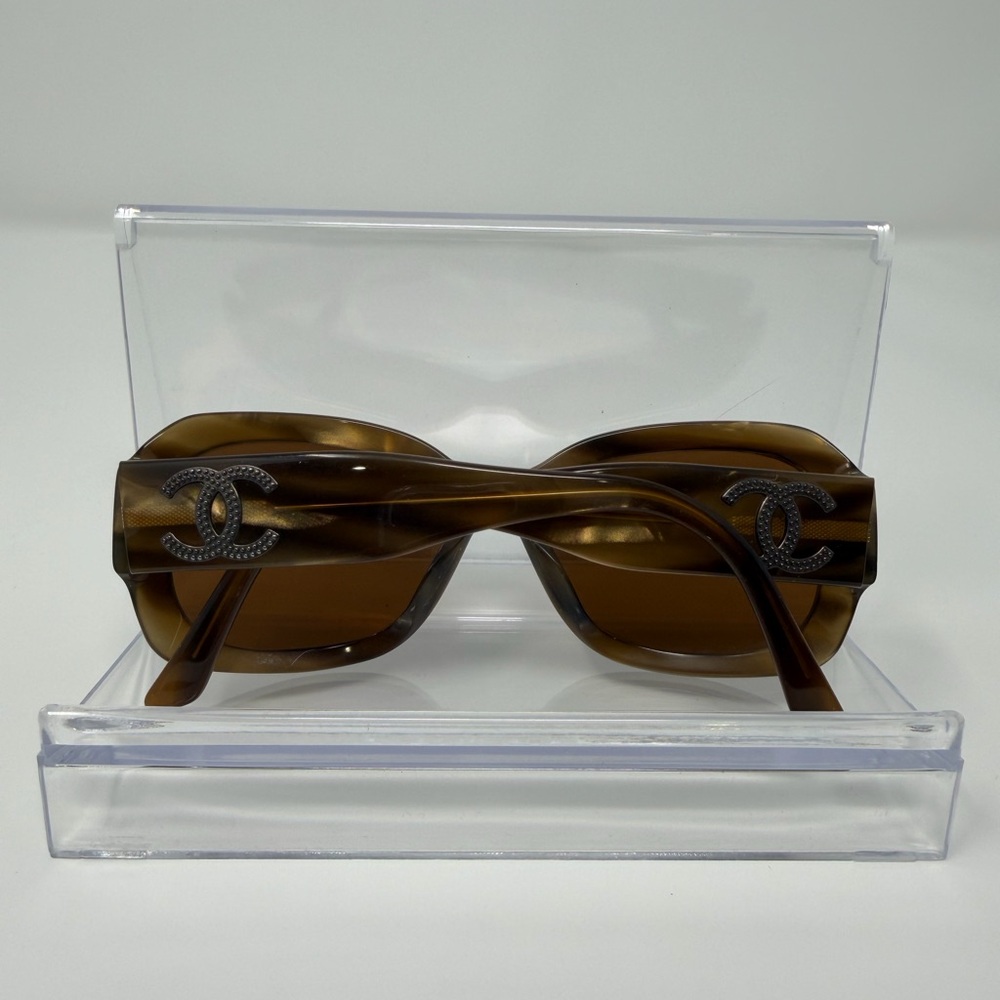 CHANEL Studded CoCo Mark logo Brown Sunglasses with box and COA - Picture 3 of 10